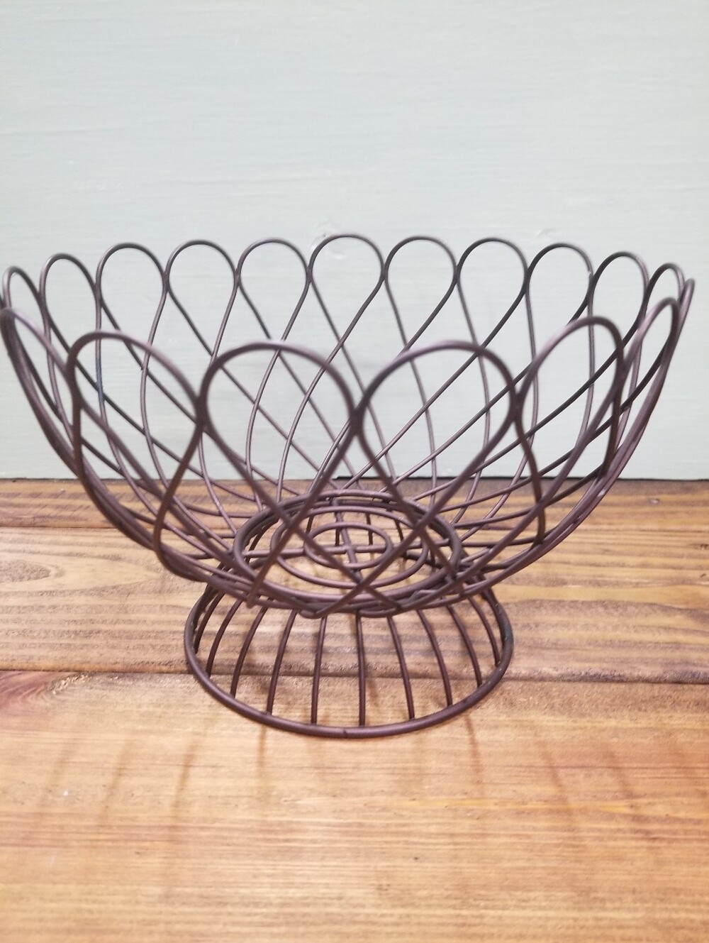 Decorative Brown Wire Fruit Bowl